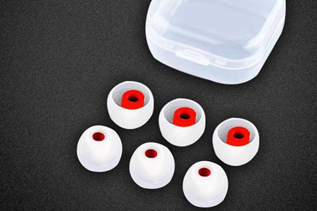 白色入耳式耳机塞子 白色入耳式耳机塞子